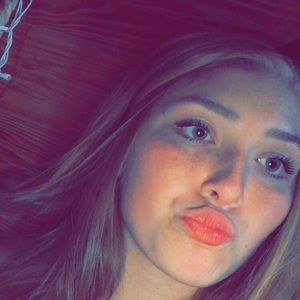 Meet your Posher, Lacey